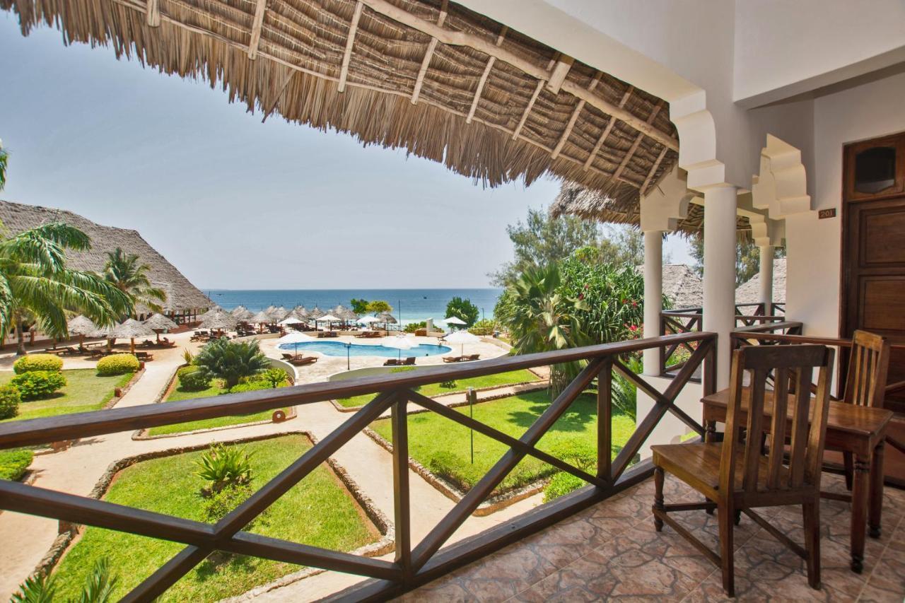 Veraclub Sunset Beach Нунгві Екстер'єр фото